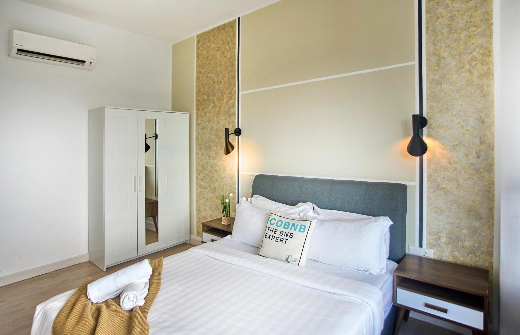 Arte Plus Klcc Designer Suites By Cobnb Куала-Лумпур Экстерьер фото